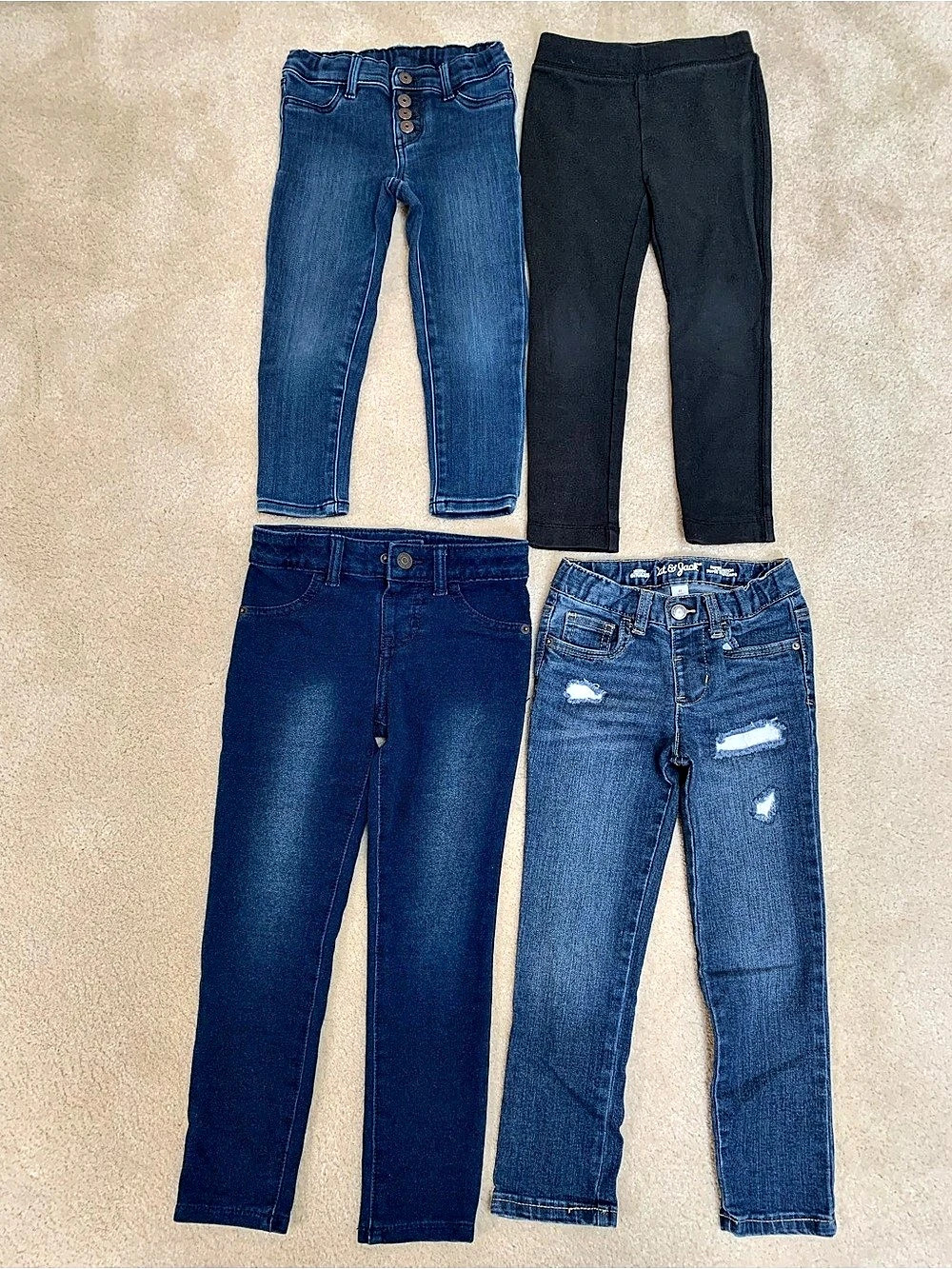 Girls’ jeggings in size 4/5 from OshKosh B’gosh, Cat & Jack, and Crewcuts.